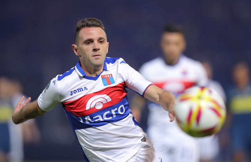 El atacante argentino Walter Montillo regresa a la U de Chile 10 años después