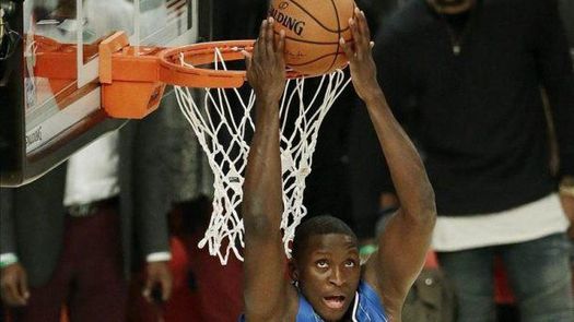 103-98. Oladipo y los Magic hacen perder terreno a los Celtics