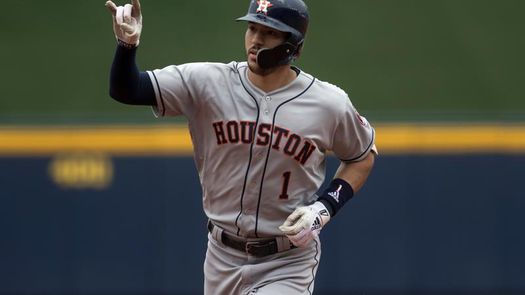6-5. Correa y Tucker jonronean en la victoria de los Astros sobre los Vigilantes