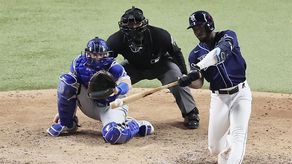 Arozarena establece una nueva marca de jonrones y empata la de imparables