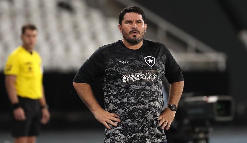Botafogo destituye a su técnico tras el descenso a la Segunda División de  Brasil