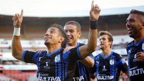 El Querétaro vence al Santos Laguna y le impide tomar el liderato en México