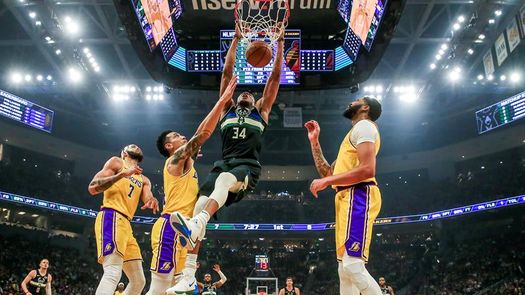 El mundo de las apuestas ve a los Lakers y a los Bucks favoritos al título de la NBA