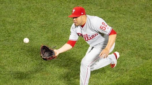 El venezolano José Álvarez firma contrato con los Gigantes por una temporada