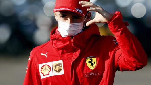 Leclerc, delante de Sainz en el segundo libre; Alonso, sexto y Checo el 12