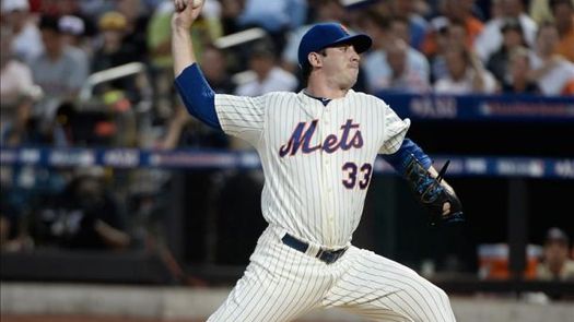 Harvey logra un seguro para su codo derecho previamente operado