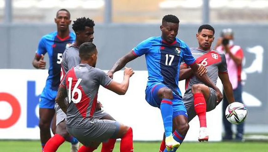 Panamá igualó de visitante 1-1 ante Perú.