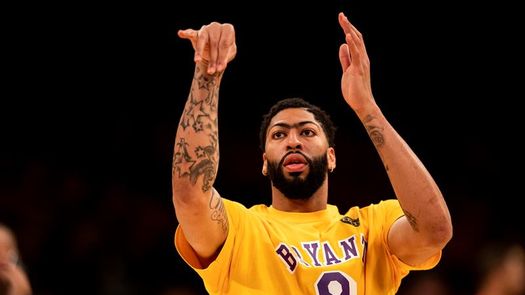 Anthony Davis considera que el descanso hace a los Lakers más favorito al título