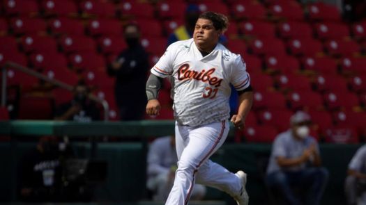4-3. Astudillo pega de cuatro esquinas en el triunfo de los Mellizos