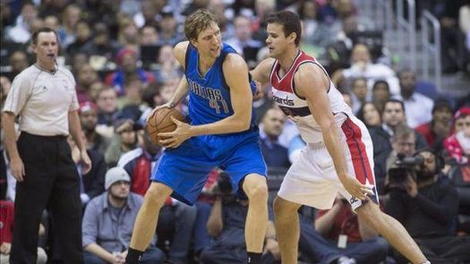 102-105. Nowitzki define el quinto triunfo seguido de los Mavericks