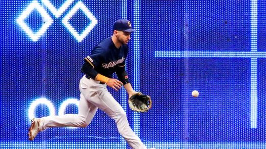 5-0. Burnes y Braun combinan serpentina y bate y superan a los Reales