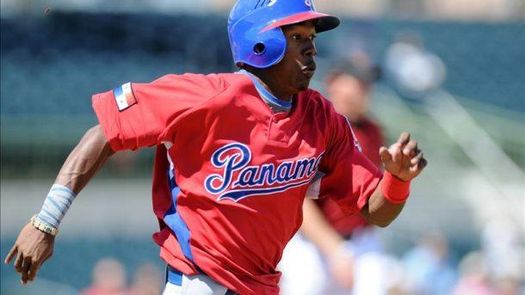 El panameño Durango decide triunfo de los Olmecas en el béisbol mexicano