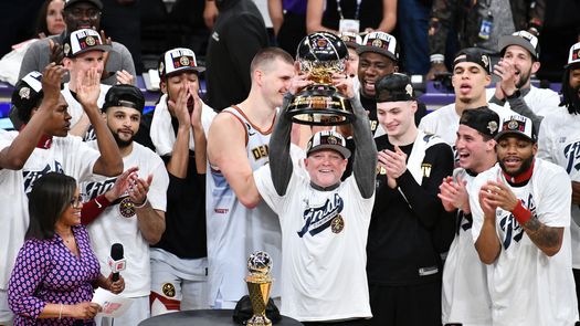 Nuggets barren a los Lakers y jugarán sus primeras Finales