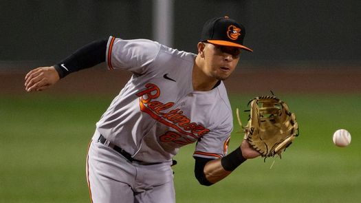 5-4. Urías pega rodado y empuja el triunfo de los Orioles