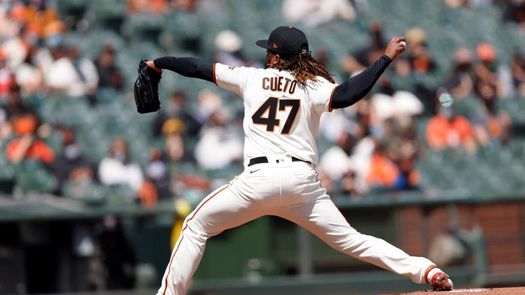 3-1. Cueto se acerca al juego completo y vence a los Rockies