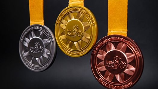 Asunción 2022 presenta sus medallas