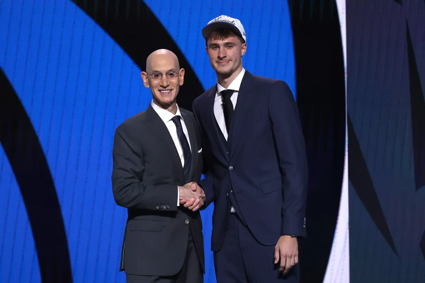 Cooper Flagg, elegido número uno del Draft NBA 2025 por Dallas Mavericks