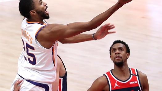 122-105. Los Nuggets se derriten en Phoenix y los Suns se adelantan 1-0