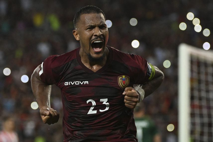 Brasil y Argentina lideran las eliminatorias de Conmebol