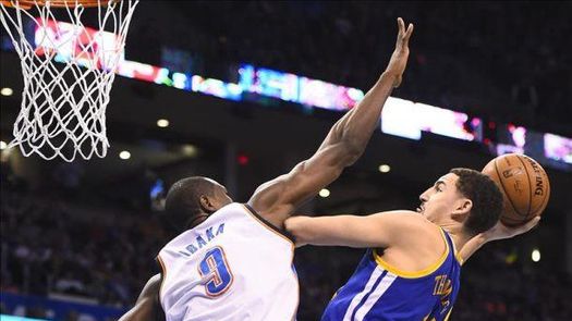 Los Warriors aseguran la fase final, los Heat y los Celtics logran triunfos importantes