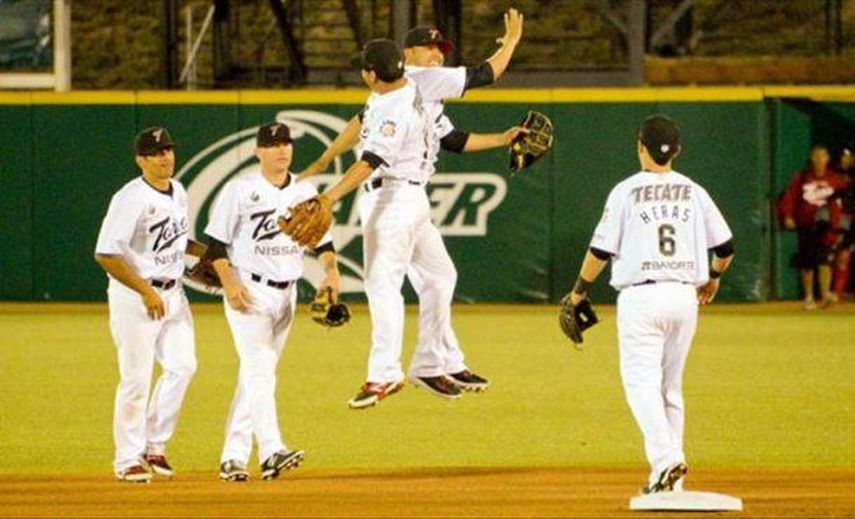 Los Toros vencen a los Sultanes y mantienen actuación perfecta en México
