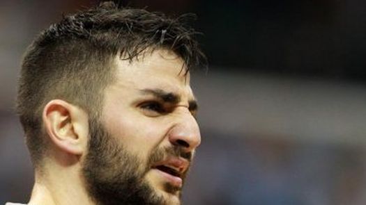 Rubio ganó el duelo individual a Calderón, pero perdieron los Timberwolves