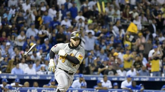Pérez pega jonrón con las bases llenas en la victoria de las Águilas Cibaeñas