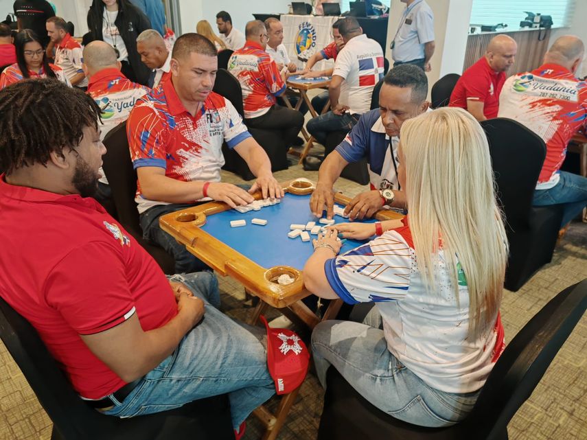 El equipo de Los Tucanes de República Dominicana se llevó el premio mayor en la Copa de Naciones de Dominó - Panamá 2025.&nbsp;