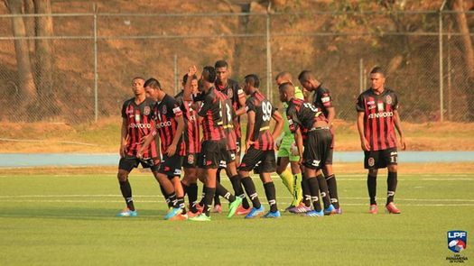 Un Sporting plagado de bajas recibe al Chepo FC que no quiere seguir hundiéndose