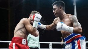 El panameño Ricardo Científico Núñez (der.) realizó su última pelea en junio de este año en Bilbao, España ante el local Jon Fernández, pleito que terminó con fallo polémico. Foto: Archivo