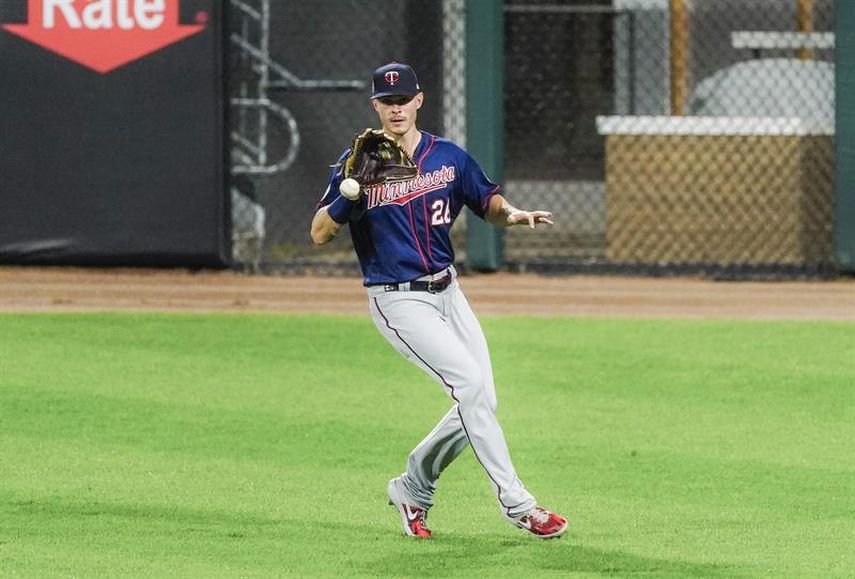 4-2. Kepler impulsa dos carreras de los Mellizos
