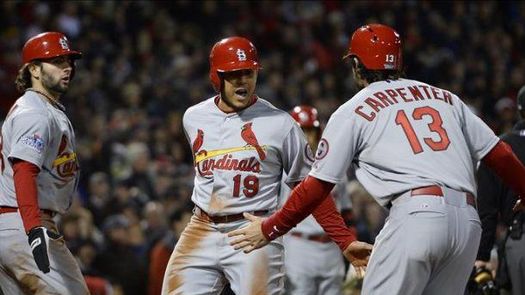 12-4. Leake lanza sólido y supera a los Filis