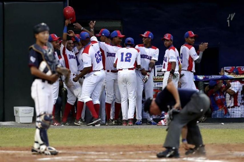 República Dominicana se mete a la súper ronda del Mundial sub15 de béisbol