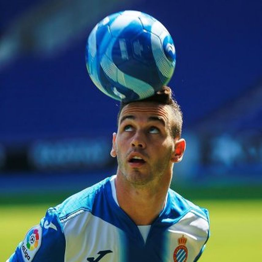 Álvaro Vázquez: Estoy contento por volver, la rodilla no me da problemas