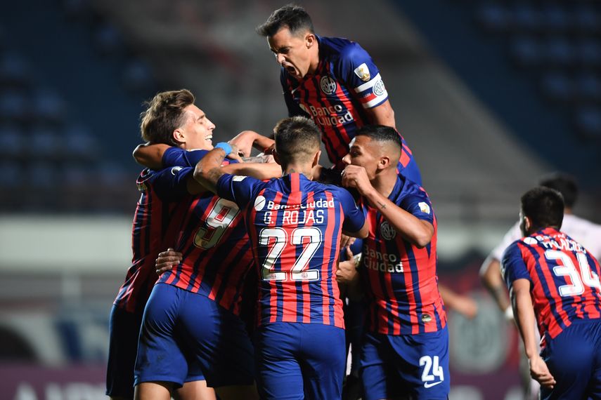 San Lorenzo vence a Rosario Central y se suma a la pelea por la clasificación