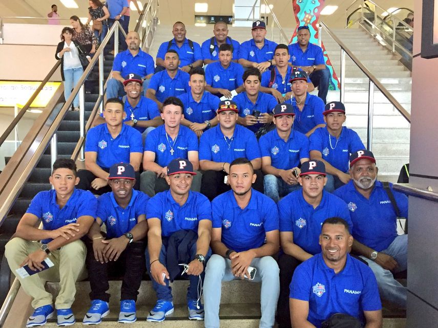 Sub-18 de béisbol de Panamá viaja hacia Monterrey para el Panamericano