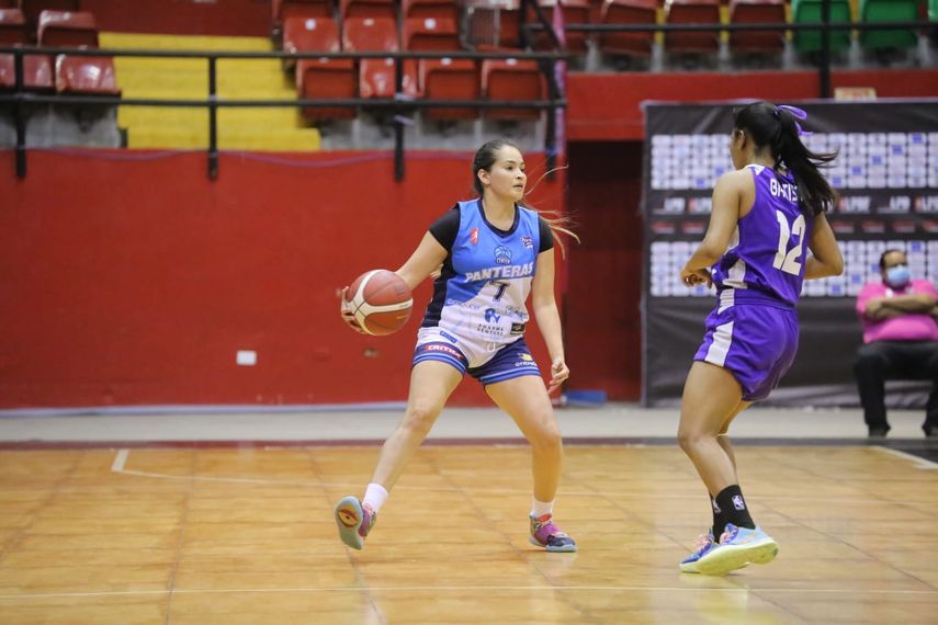Las Panteras parten por delante en las semifinales de la LPBF