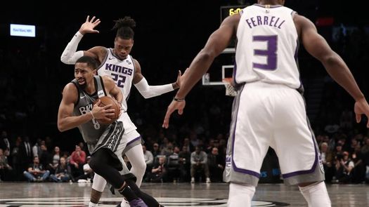 Los Lakers suman su sexto triunfo consecutivo y Doncic sigue brillando