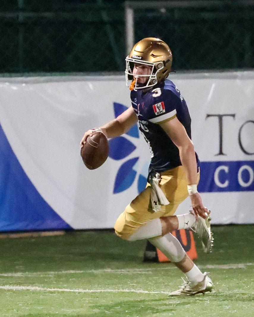 Kolts ganan su primer juego y los Owls siguen invictos
