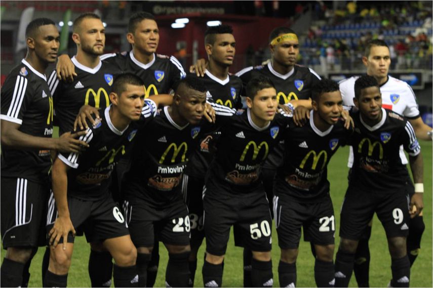 Chorrillo avanza a la final luego del drama de los penales ante los chepanos