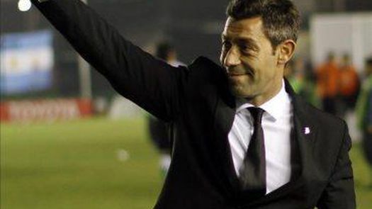 El portugués Pedro Caixinha es multado con 9.900 dólares