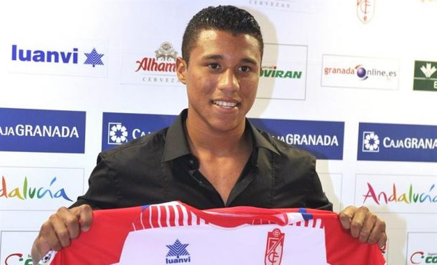 El venezolano Machís amplía hasta 2020 su contrato con el Granada