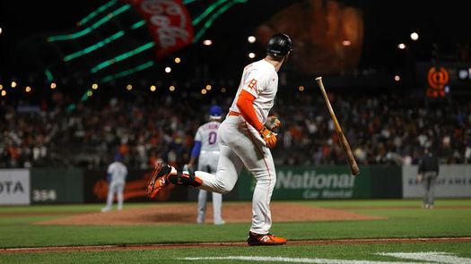6-1. Longoria y Belt jonronean en el triunfo de los Gigantes