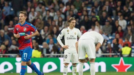 2-1. Benzema y Marcelo devuelven al Real Madrid a la senda de victoria