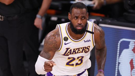 92-94. James y Davis se encargan de darle a Lakers el cuarto triunfo seguido
