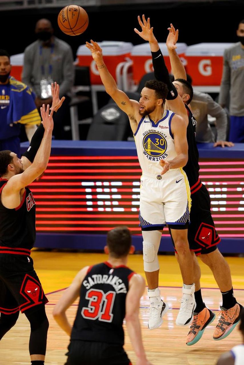 116-102. Curry vuelve en forma y los Warriors ganan con facilidad a los Bulls