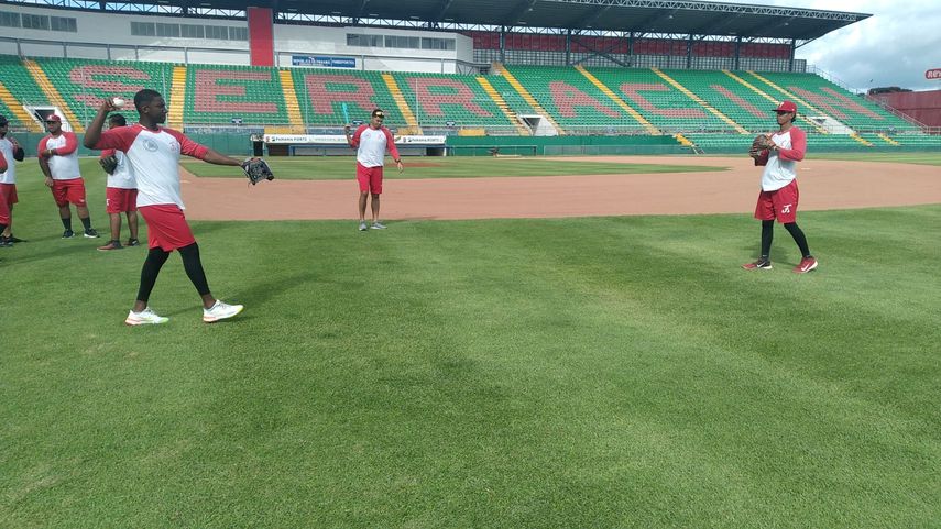 Probeis: Los Federales vienen por el título