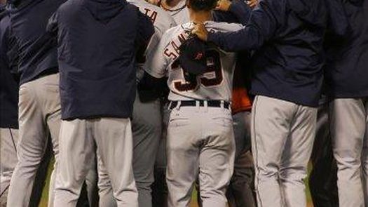 12-4. Martínez pega tres vuelacercas en el triunfo de los Tigres