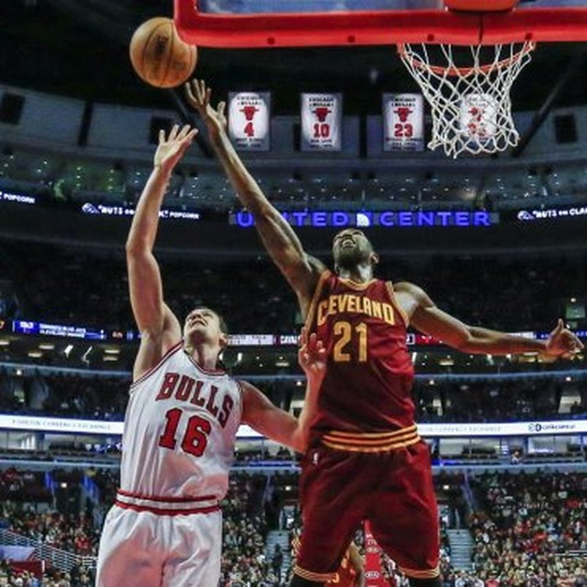 Cavaliers marchan imparables; Heat se hunden