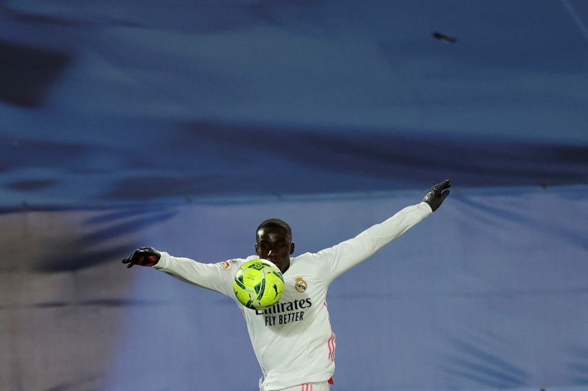 Mendy se pierde lo que resta de temporada por lesión